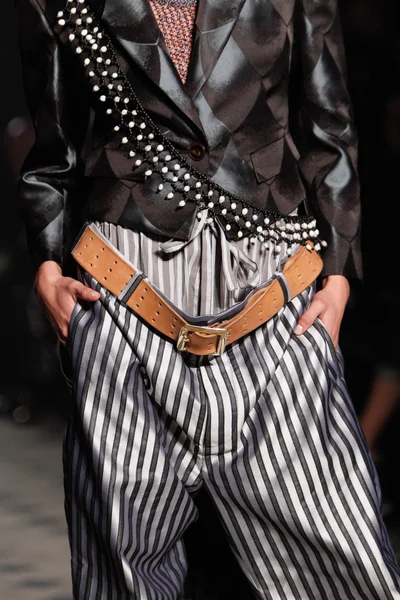 Look 124